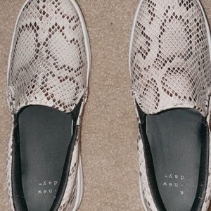 Nude Snakeprint Platform Slip-ons